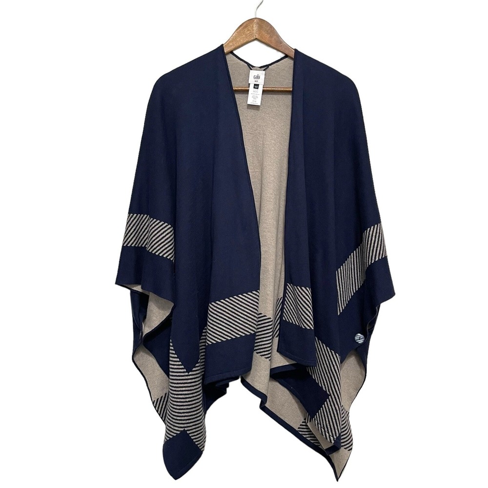 Cabi Womens Poncho M/L Navy Blue Tan Reversible Knit Wrap Layering Fall Winter